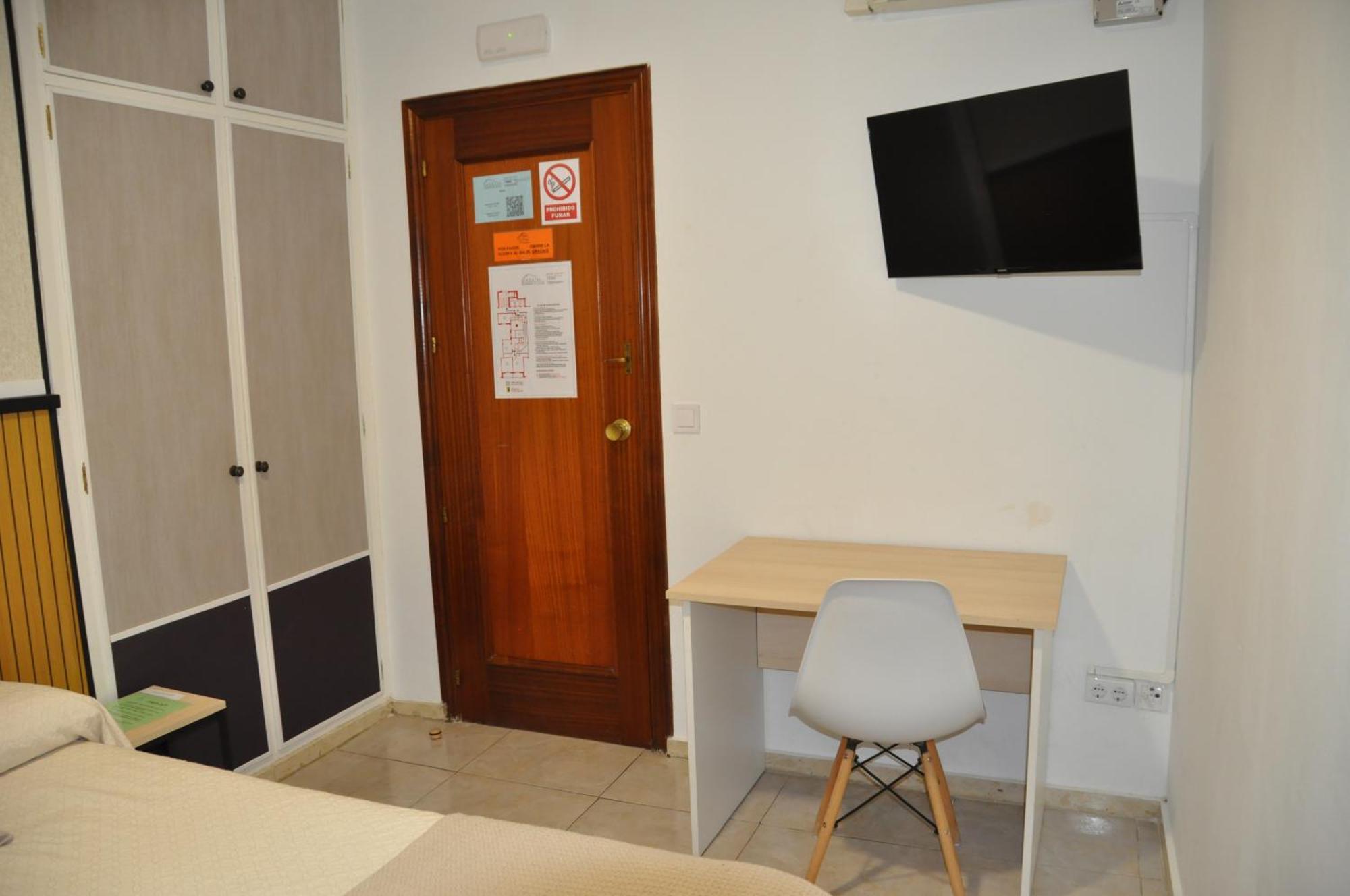 Hostal Ramón y Cajal Valladolid Exterior foto